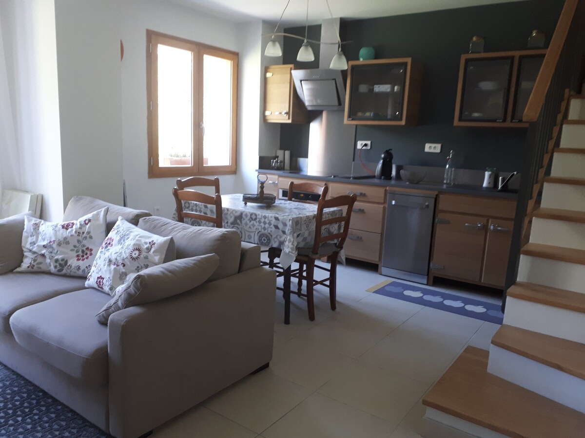 Erfolgreiche Airbnb-Immobilie: Accommodation with unlimited access to the garden in Briançon