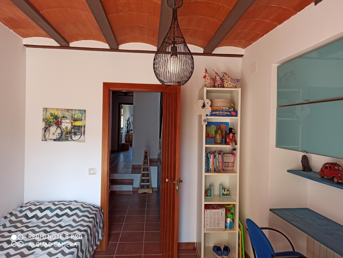 غرفة النوم 2