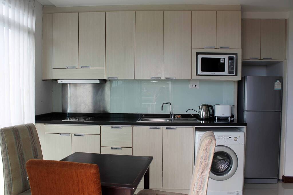 Living room and kitchen /Гостиная и кухня