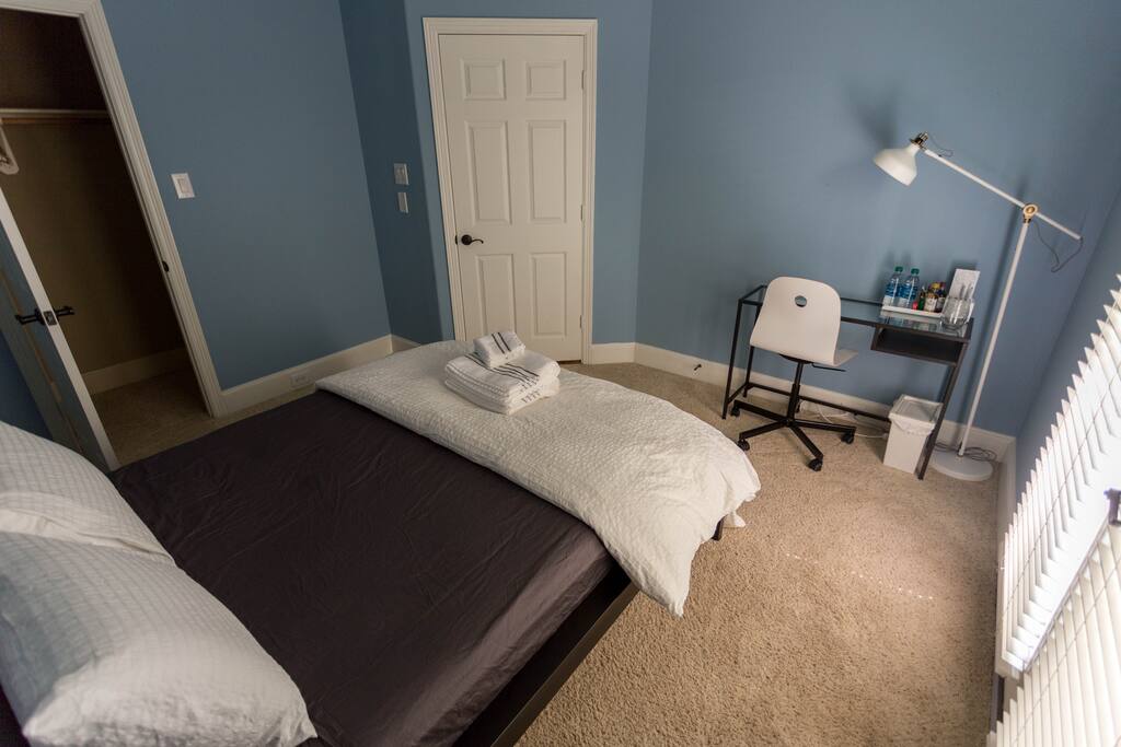 Queen size bed - lots of natural light