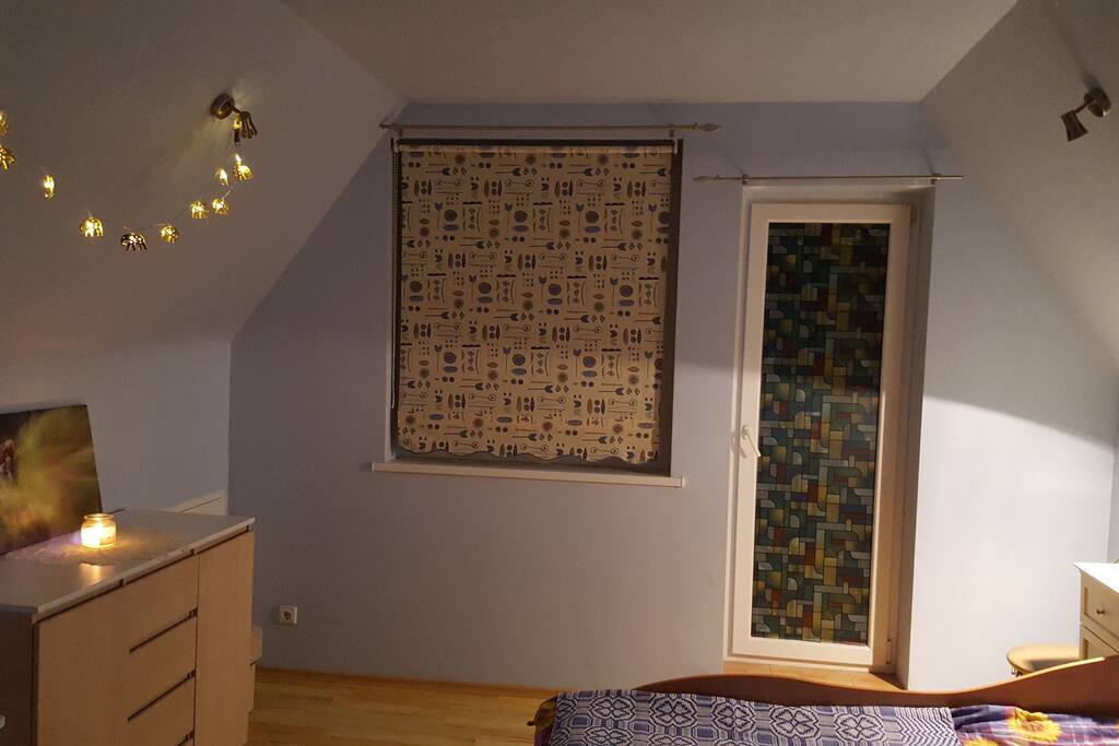 Blue room (2nd floor)