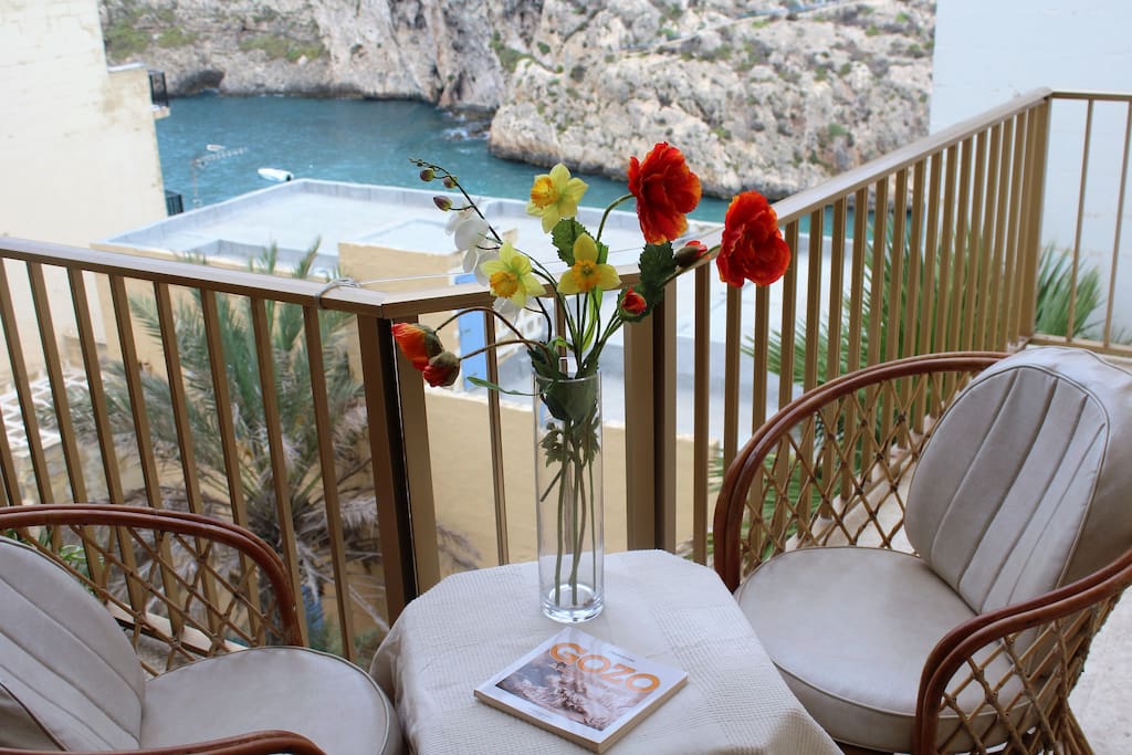 shared balcony