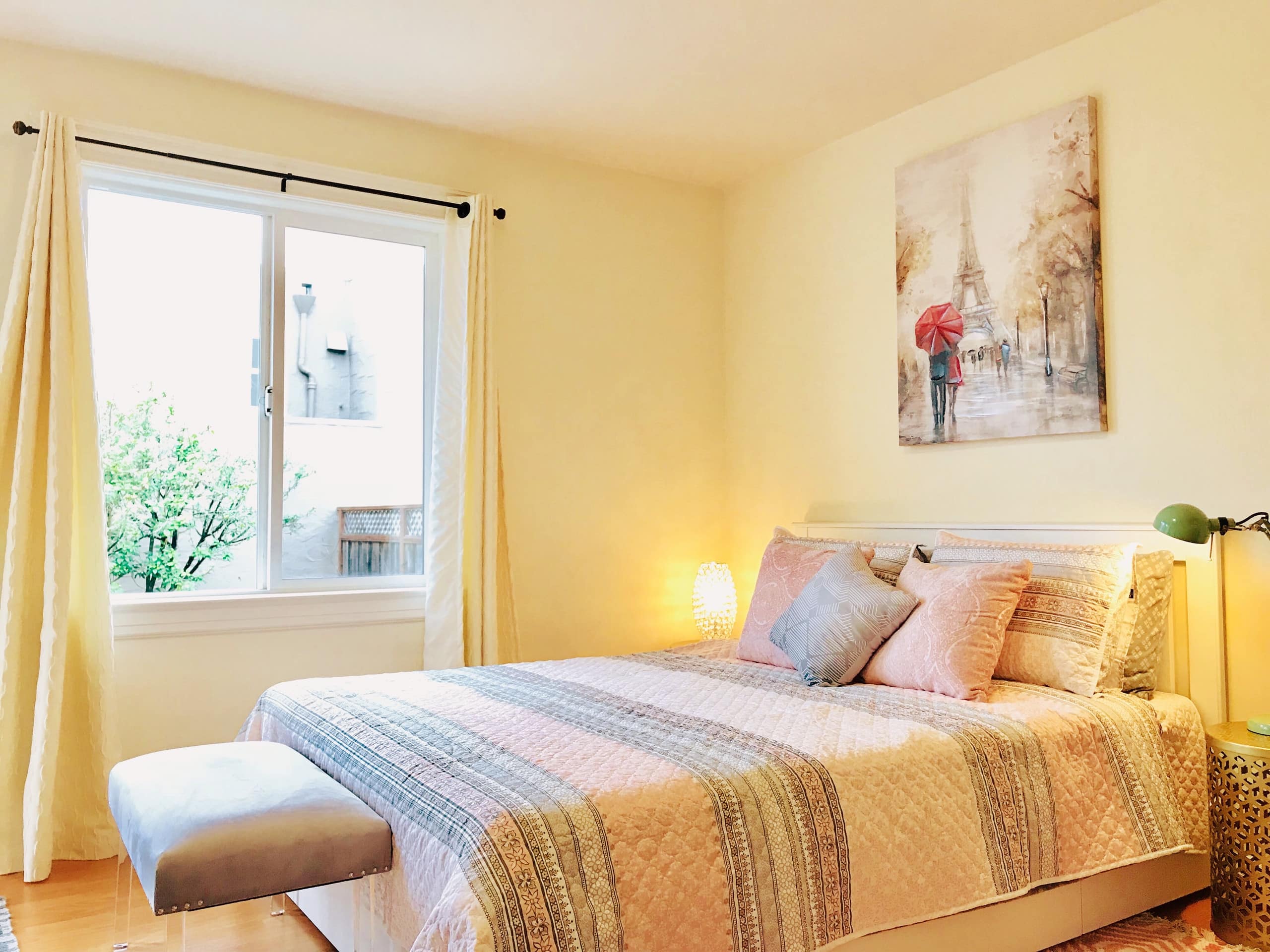 Relaxed 3B/2Ba Home with Private Parking - Image 38