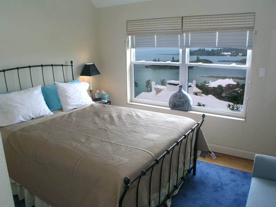 Queen bed