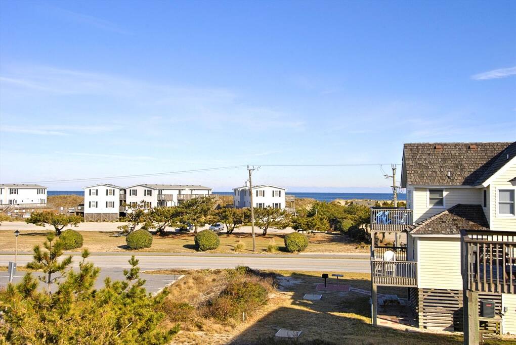 Exterior,View From Back,