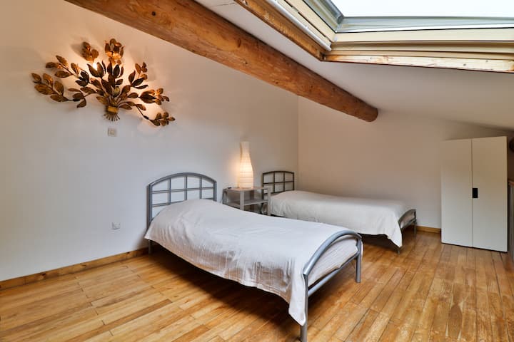 მეცხოველეობის ფერმა