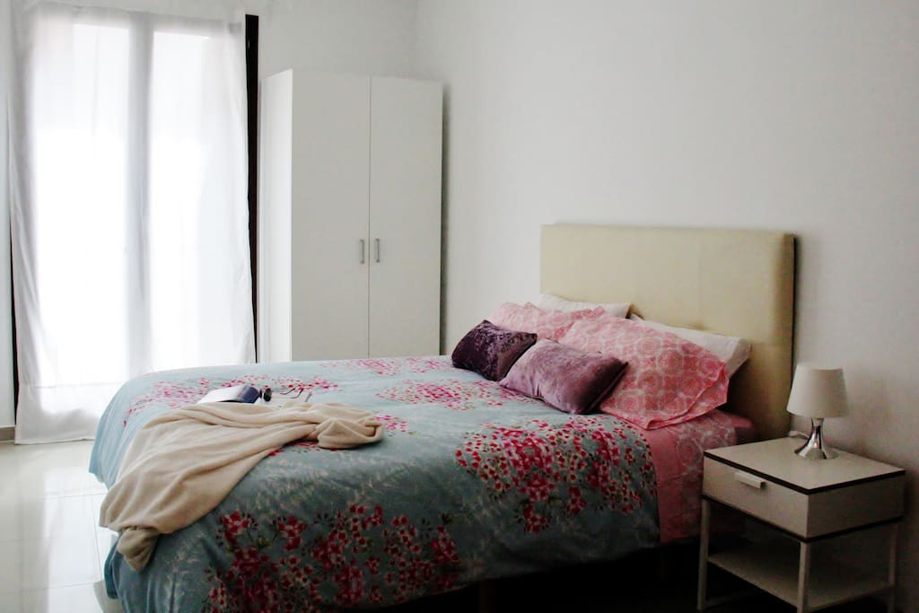 dormitorio, cama 150 x 200