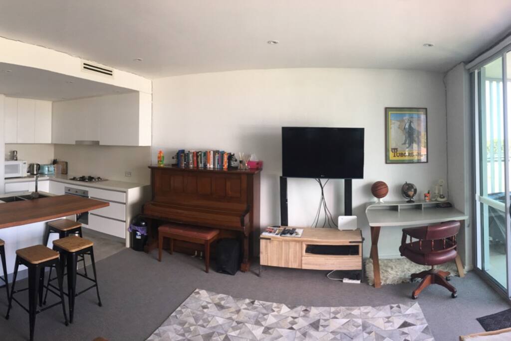 Open Plan Living & Kitchen Area