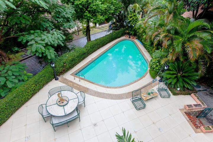 A Castle in Rio! Um Castelo no Rio! NEAR GOLF CLUB gallery image 4