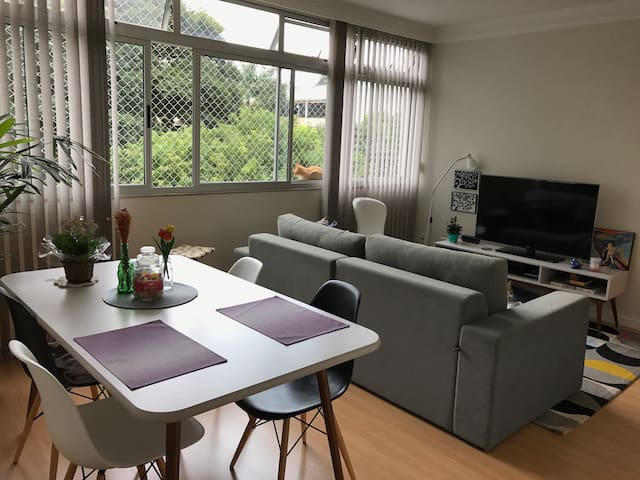 Comfortable room next to the Park Departamentos en alquiler en Brasília, Distrito Federal, Brasil Dormitorio Unb ~ Comfortable room next to the Park Departamentos en alquiler en Brasília, Distrito Federal, Brasil