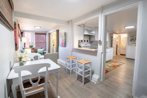 The Bungalow: A SOHO vibe in historic district