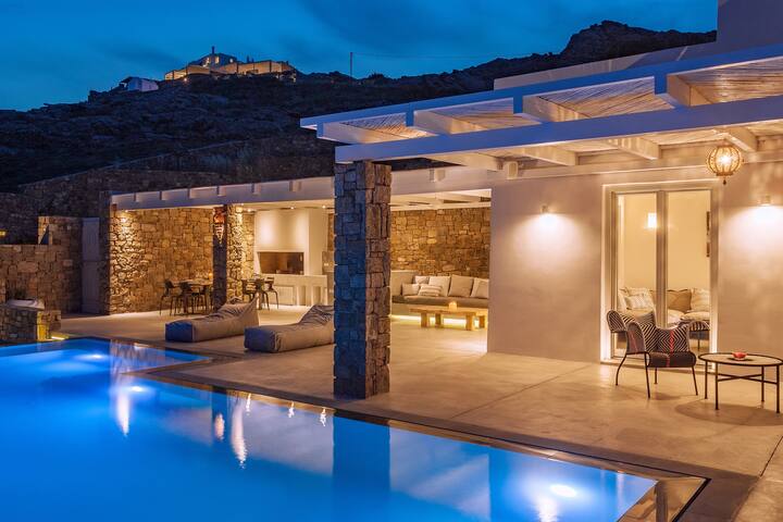 ♕ Epic Twin ♕ Luxurious 14 bedrooms for 28+ ♕ gallery image 5