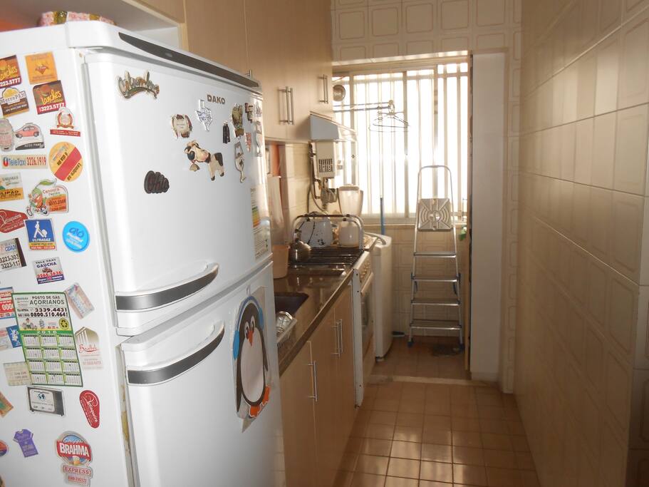 Cozinha e área de serviço