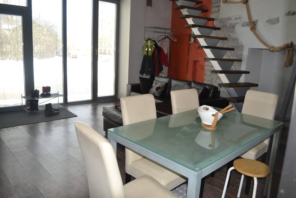 1st floor stairs and window