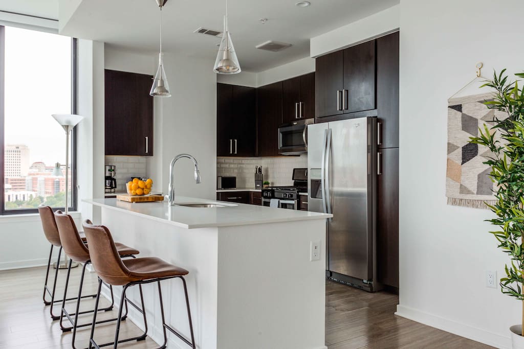 Fully equipped-kitchen with all the basic essentials for everything you need for a home-cooked meal.