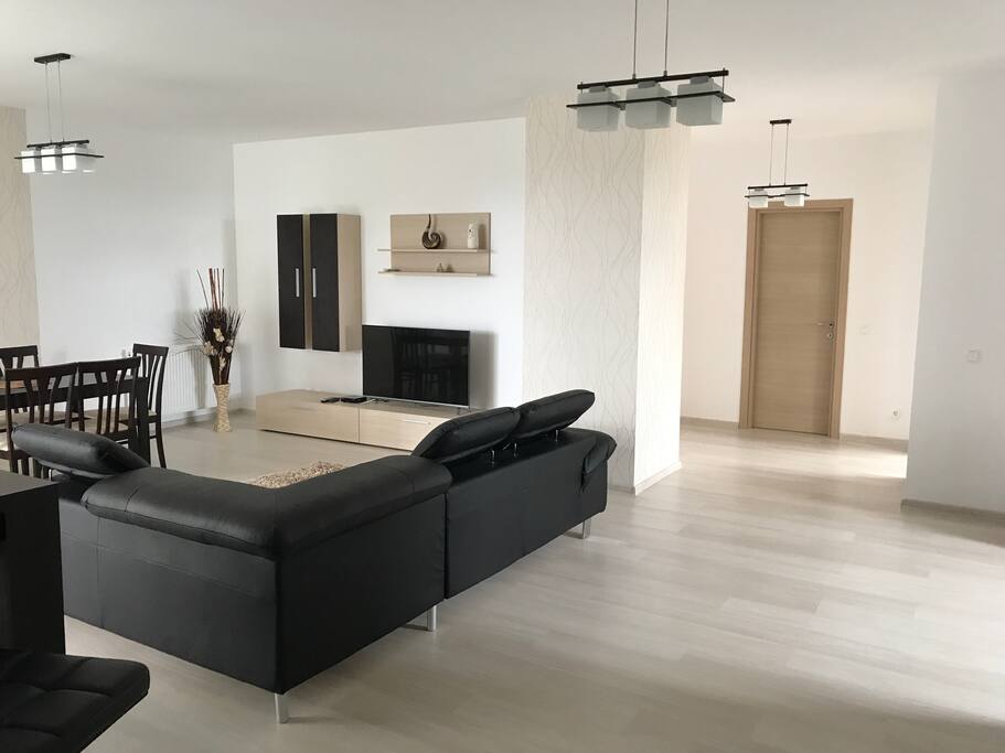 Living Entrance View