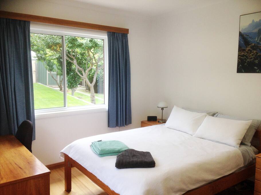 SW Bedroom Photo 1