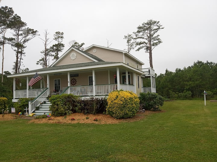 Piney Point Lodge Houses for Rent in Stacy, North Carolina, United