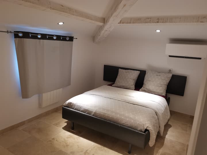 Bedroom #3: Paillettes Theme 
Air-conditioned. With a closet with 2 shelves and wardrobe. 