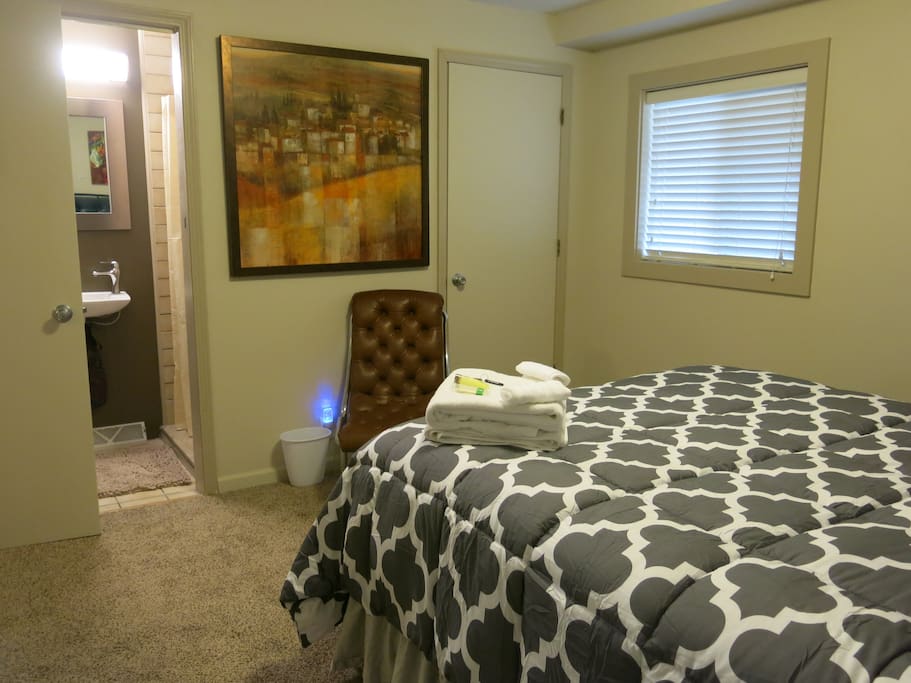Queen bedroom with attached bath.