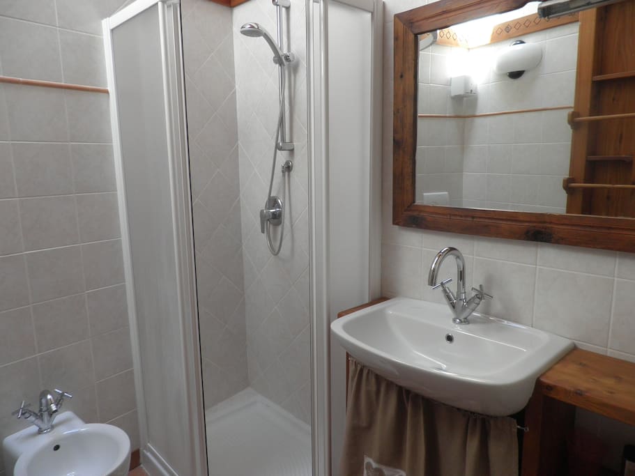spazioso bagno
