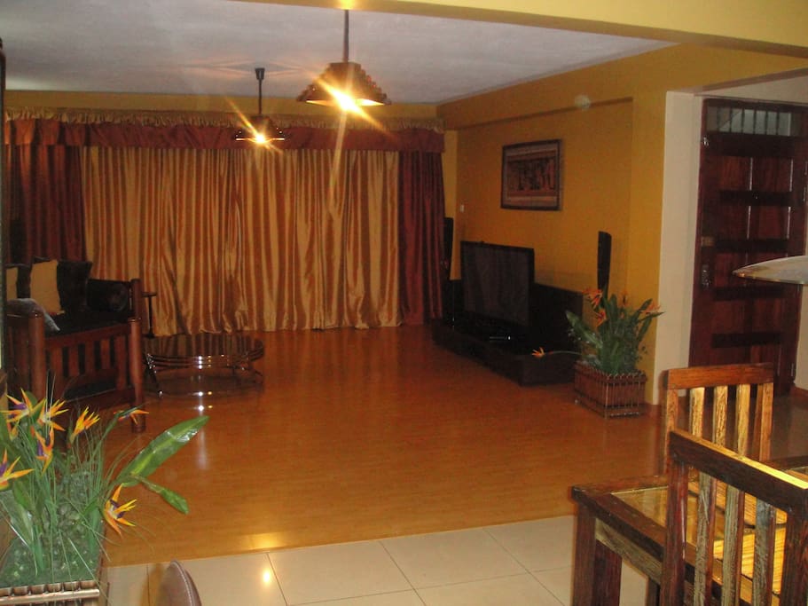 Spacious living room