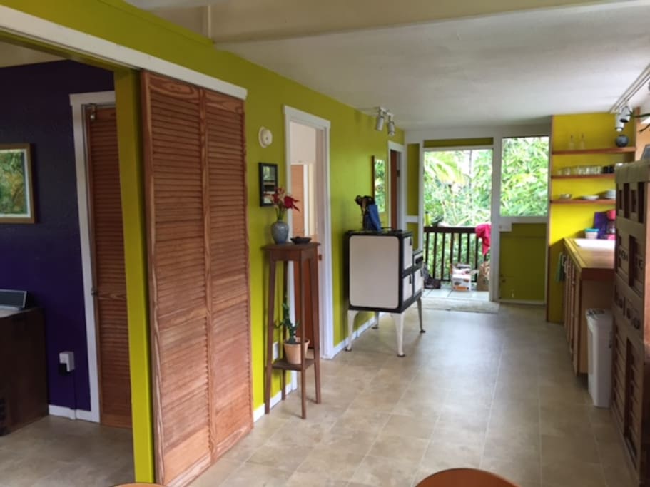 Kitchen and Entry