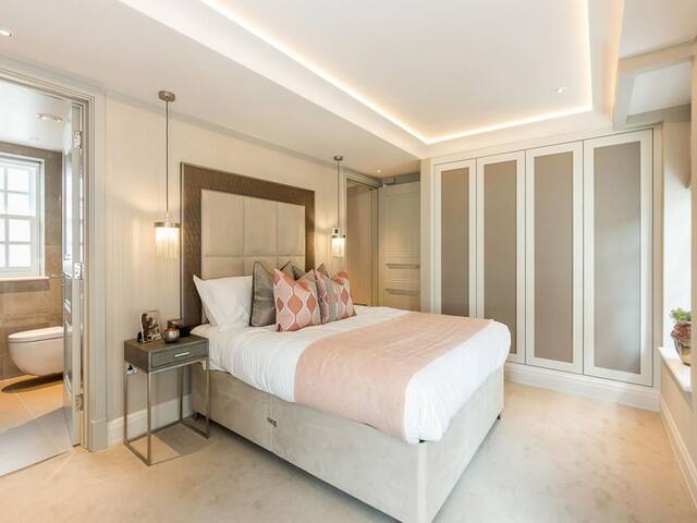 Two Bedroom Apartment in Hope House, Westminster gallery image 4