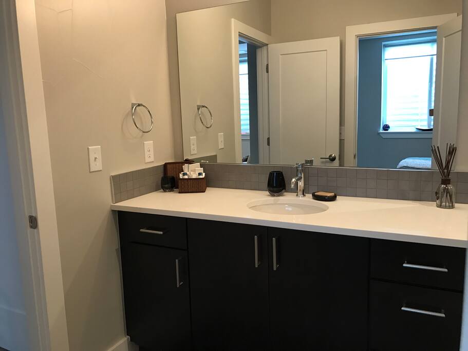 Private full bathroom