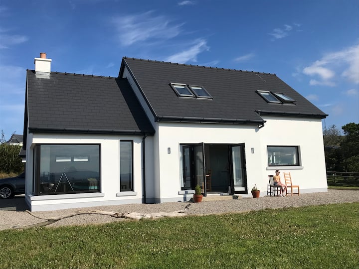Arranmore Island Modern Home 5 Star Built In 2013 Houses For Rent In Arranmore Donegal Ireland