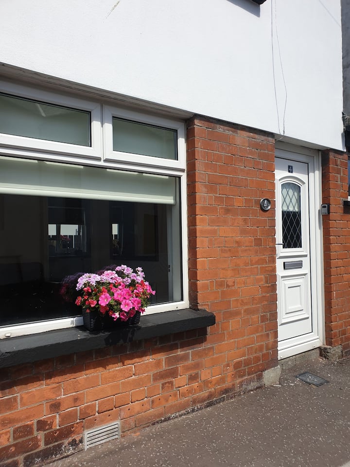 Donaghadee Holiday Rentals & Homes Northern Ireland, United Kingdom