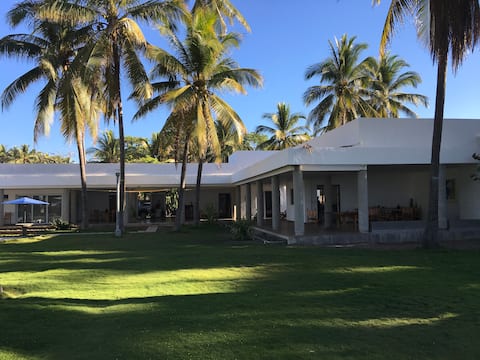 Playa Metalio Beachfront House