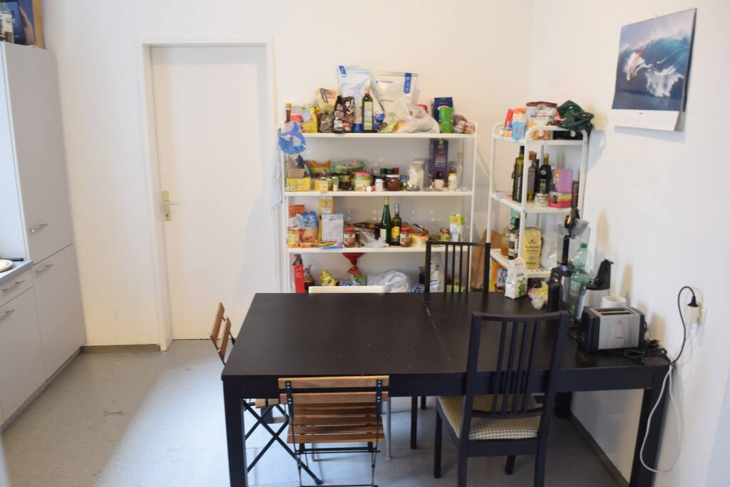 Big kitchen that includes all cookwares. Toaster, mixer, oven, pans, plates....