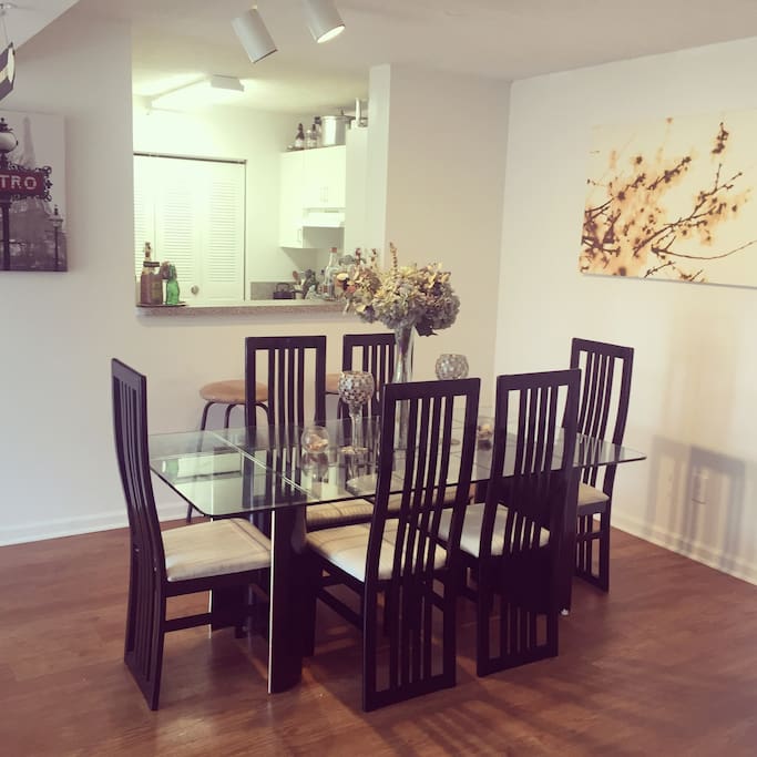 Dining area and bar