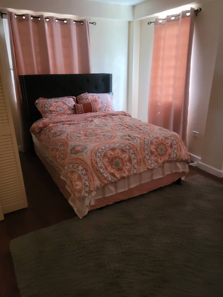 Една от предлаганите 2 спални 