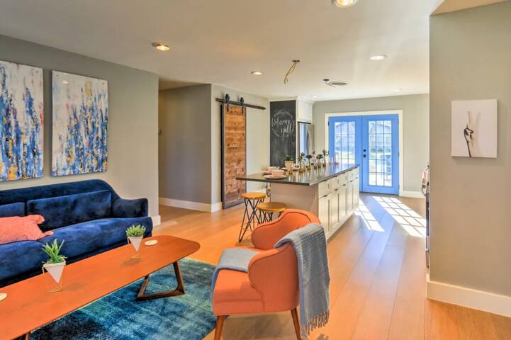 Modern Home by Six Flags, AT&T & Rangers Stadium gallery image 3