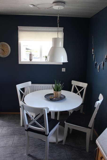 Kitchen table