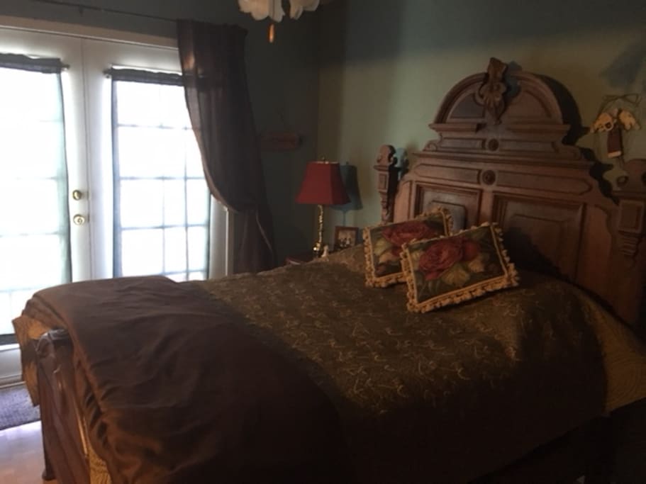 Victorian style furnishing