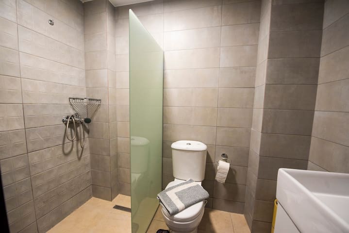 Spacious studio flat in the heart of Kos town