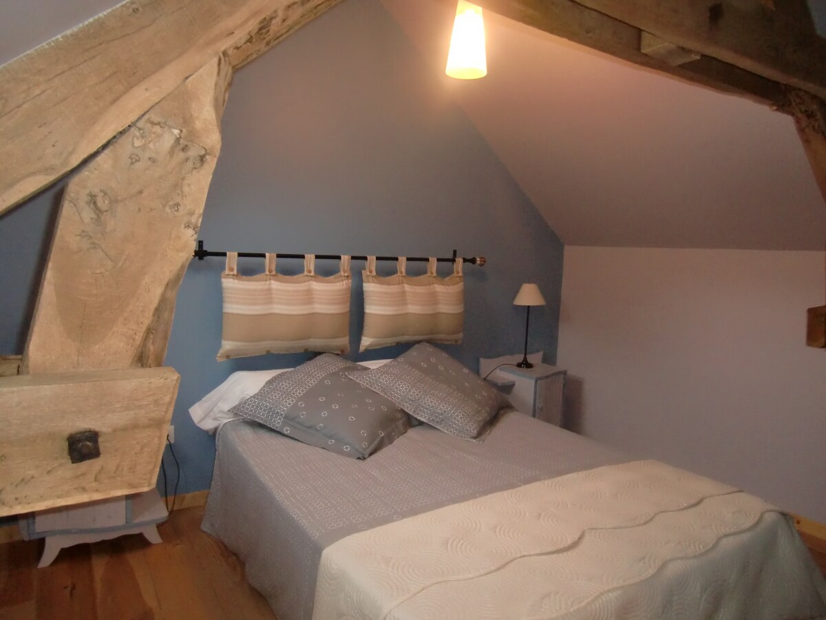 1ª habitación abuhardillada