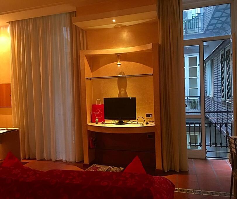 SALONE