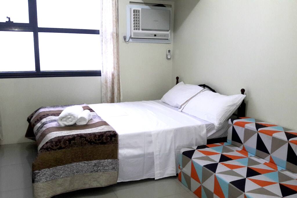 1 queen size bed and sofa bed