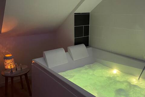 Studio "Relaxation Bubbles" with balneotherapy
