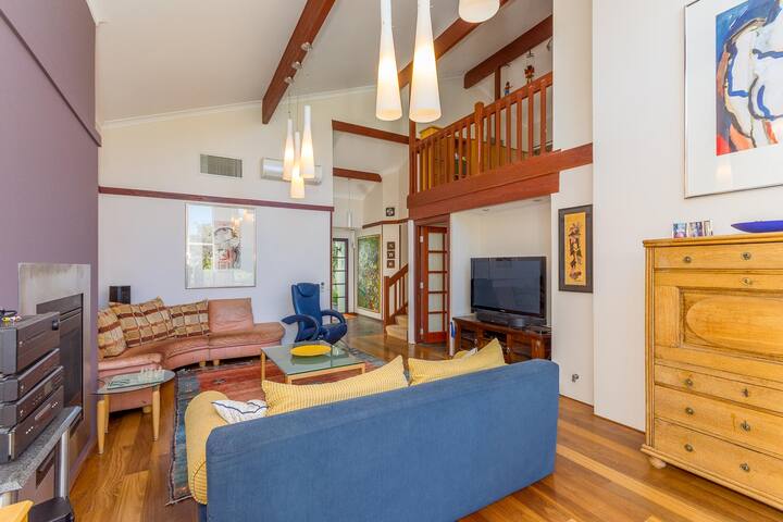 Resort-Style Home gallery image 4