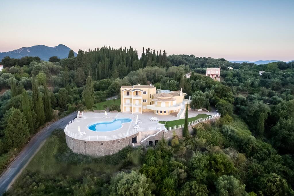 Hill House Corfu