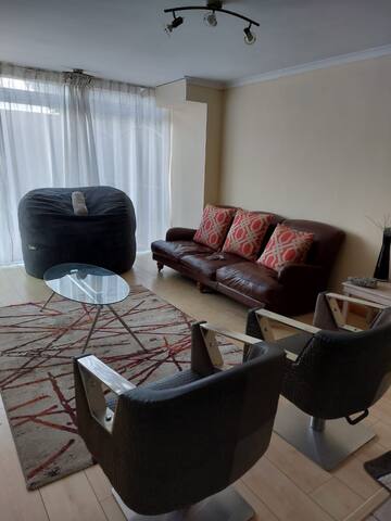 lovely 2-bed beach condo with pool by lagoon beach gallery image 5