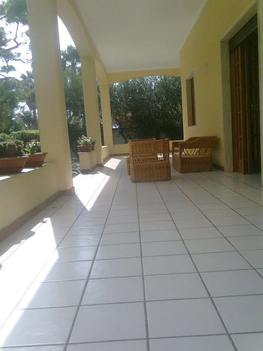veranda all' ingresso