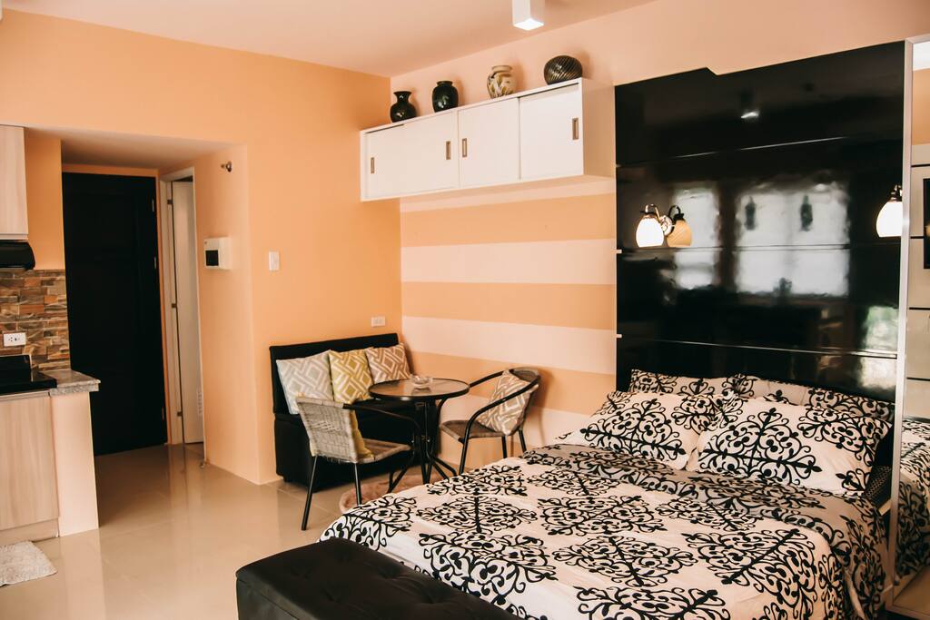 Unit corner view