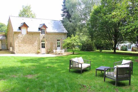 House with pool in family property