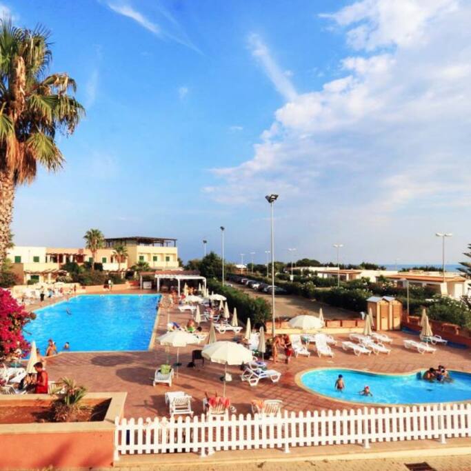 Piscina per adulti e bambini